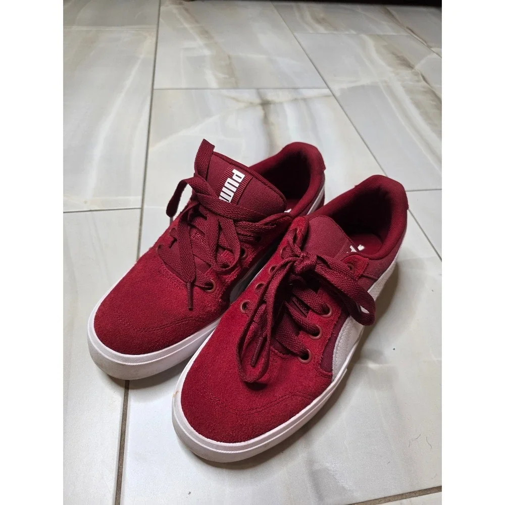 Puma Smash v2 Burgundy Suede Low Top Sneakers Mens‎ 8.5 382880-01 Maroon White